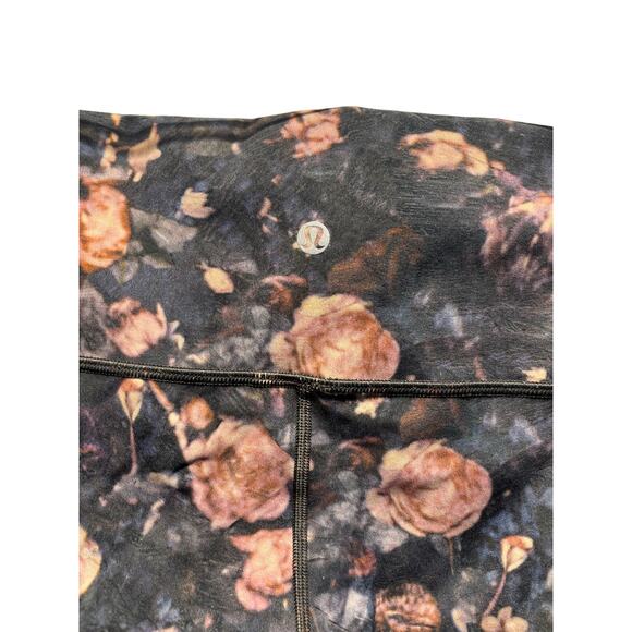 Women’s Lululemon Athletica‎ Leggings - Picture 3 of 4